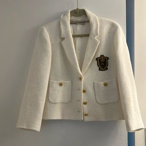 NEW beautiful fitted jacket for casual or dress textured with patch